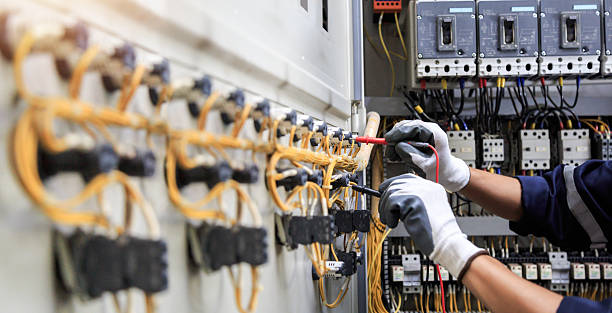 Professional Electrician technician working in North Haledon, NJ
